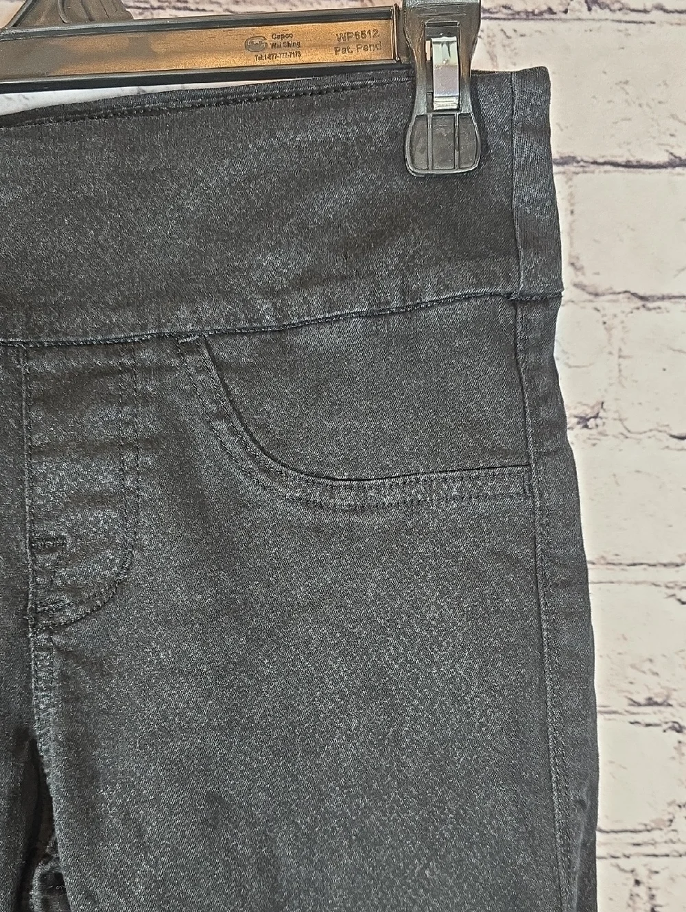 Rock & Republic sleek black
